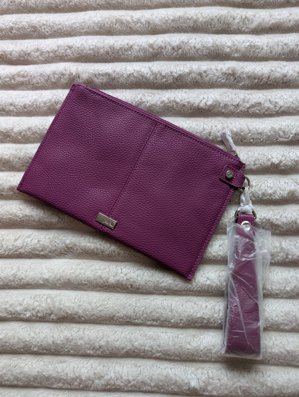 NWT Women’s Wristlet Clutch Bag - Plum